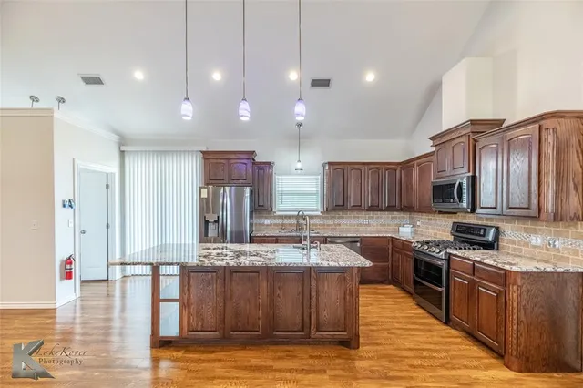 $1,399,000 | 1098 Highway 36, Abilene, TX 79602