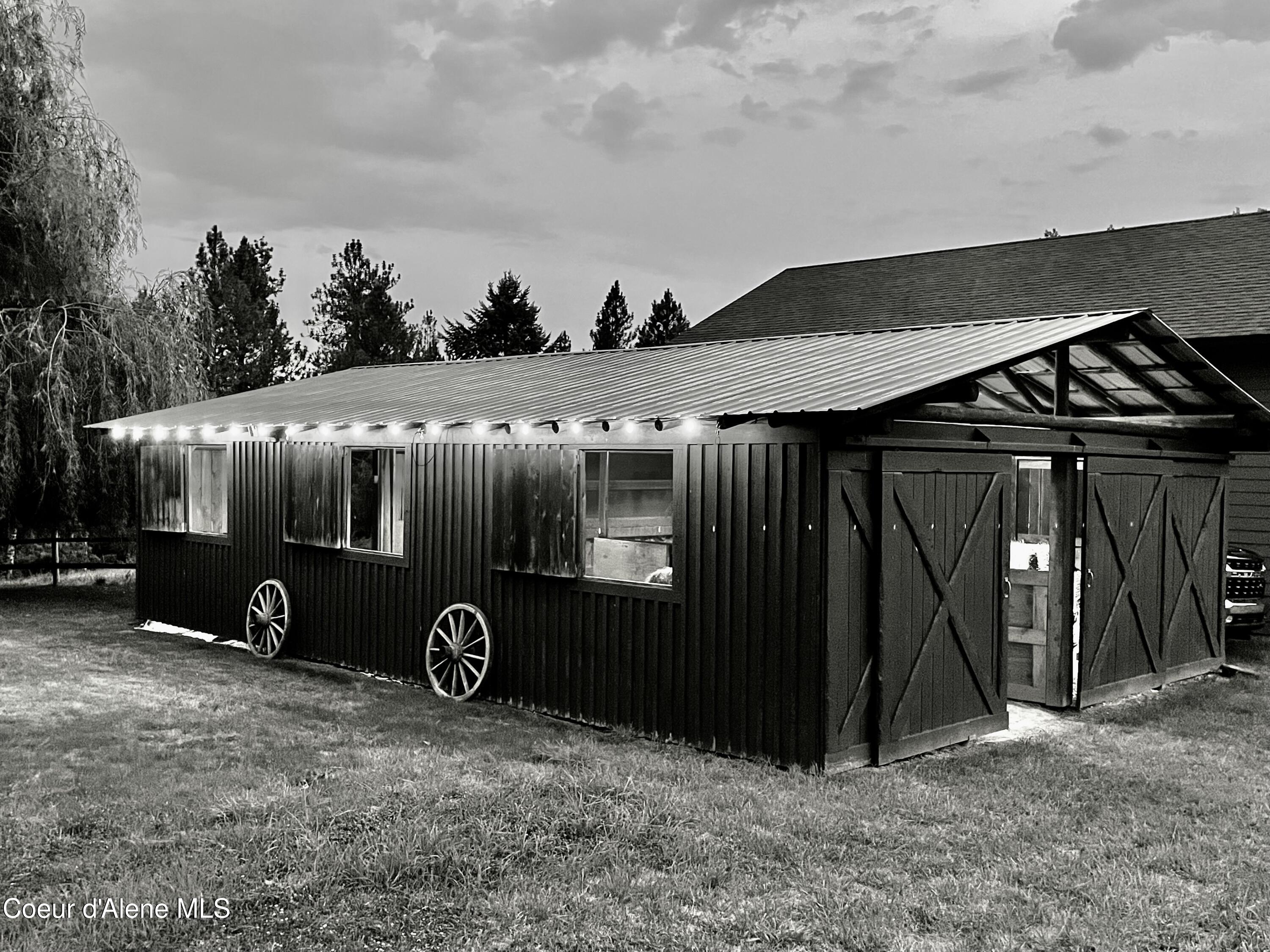 3226 District 2 Road Bonners Ferry, ID 83805 - Photo 83 of 91 B&W