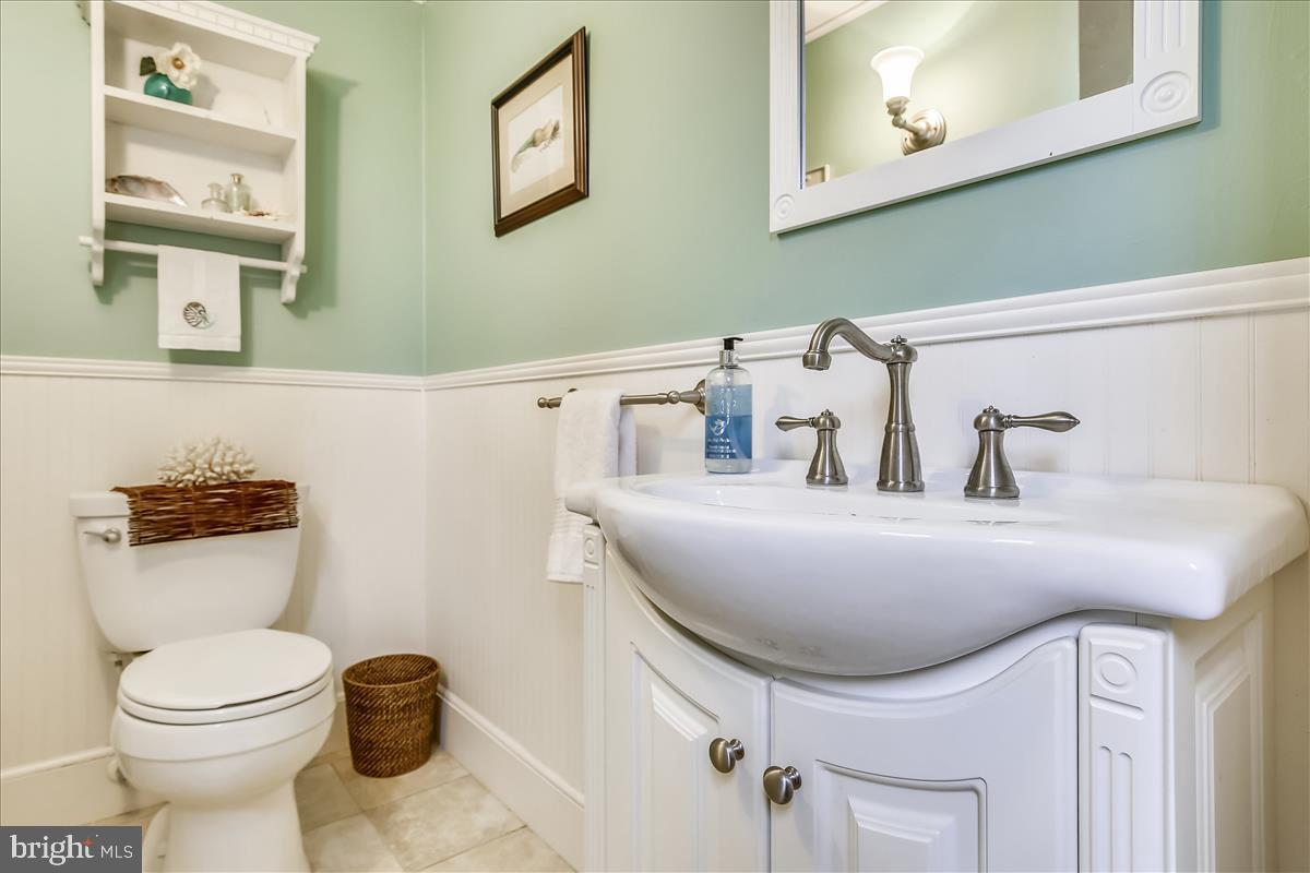 8719 Highgate Road Alexandria, VA 22308 - Photo 17 of 44 Gallery Image 17