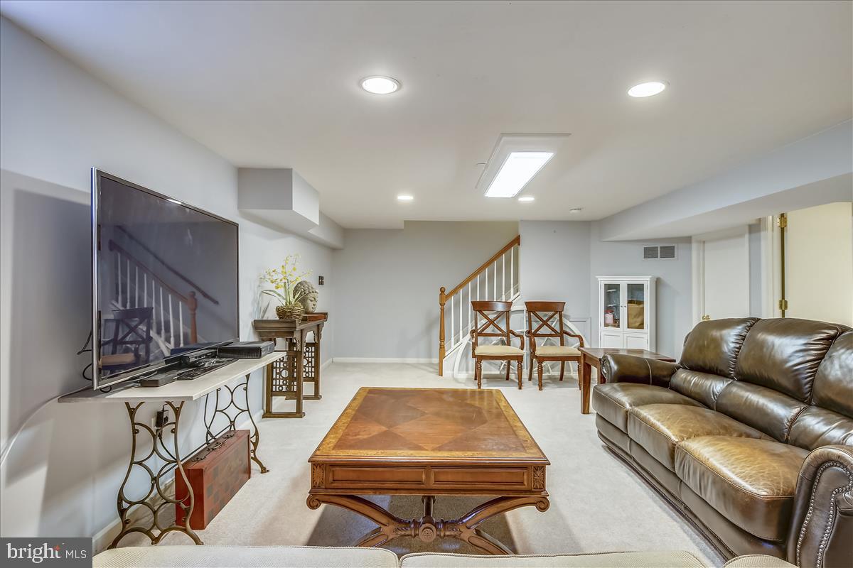 8719 Highgate Road Alexandria, VA 22308 - Photo 26 of 44 Gallery Image 26