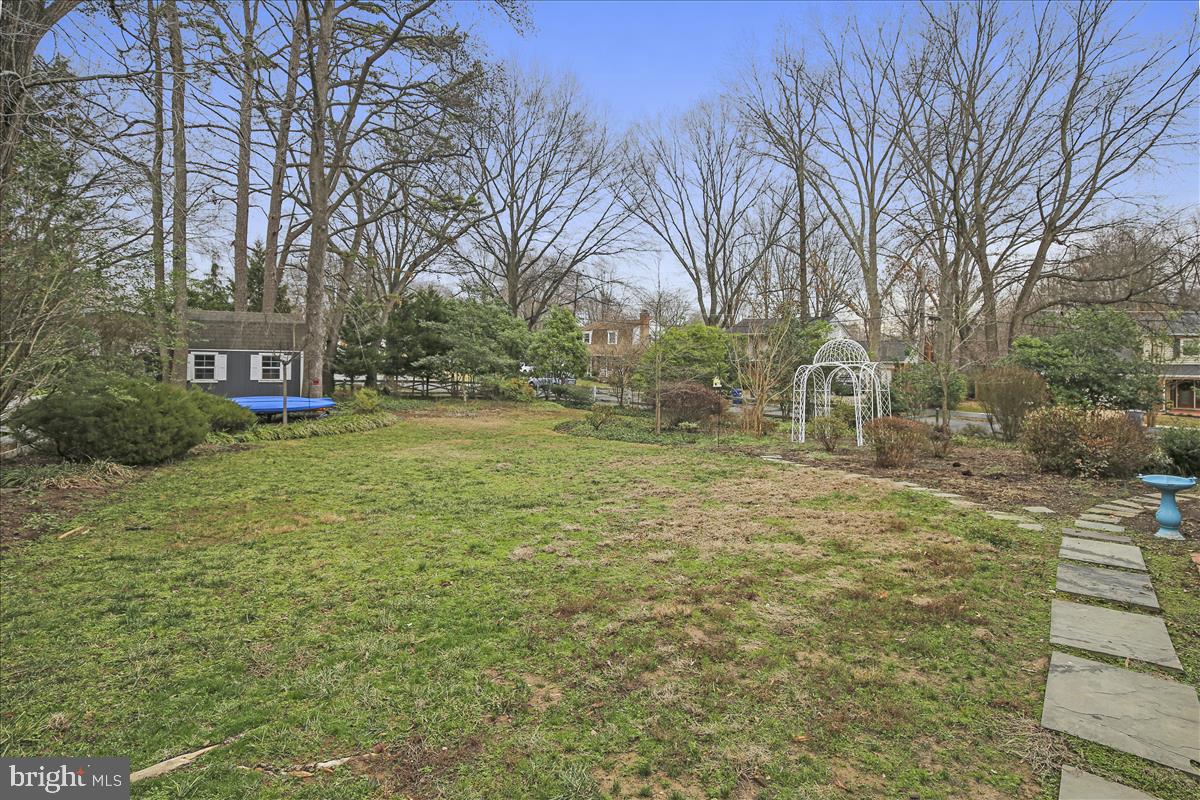 8719 Highgate Road Alexandria, VA 22308 - Photo 34 of 44 Gallery Image 34