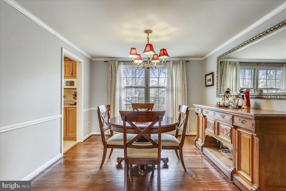 8719 Highgate Road Alexandria, VA 22308 - Photo 7 of 44 Gallery Image 7