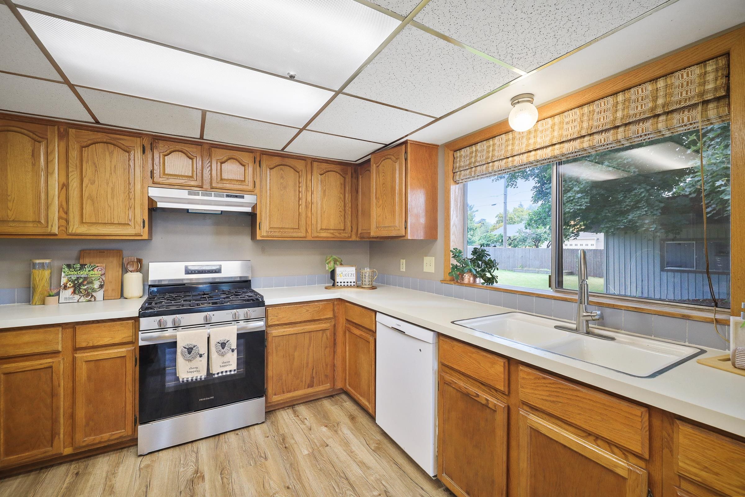 3804 North Park Road Spokane Valley, WA 99212 - Photo 11 of 34 Gallery Image 11