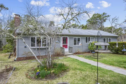 $725,000 | 535 School House Road, Eastham, MA 02642