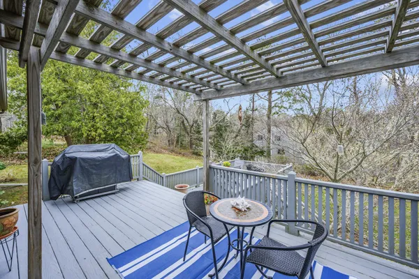 $725,000 | 535 School House Road, Eastham, MA 02642