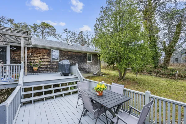 $725,000 | 535 School House Road, Eastham, MA 02642