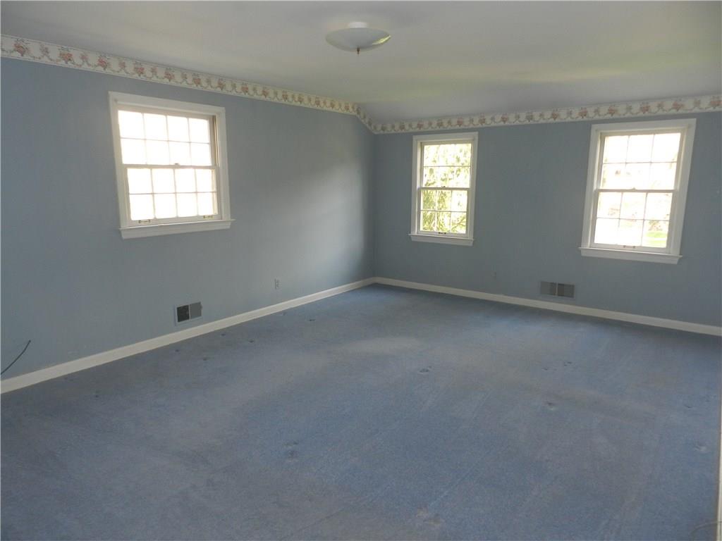 176 Topsfield Road Upper St. Clair, PA 15241 - Photo 13 of 19 Gallery Image 13