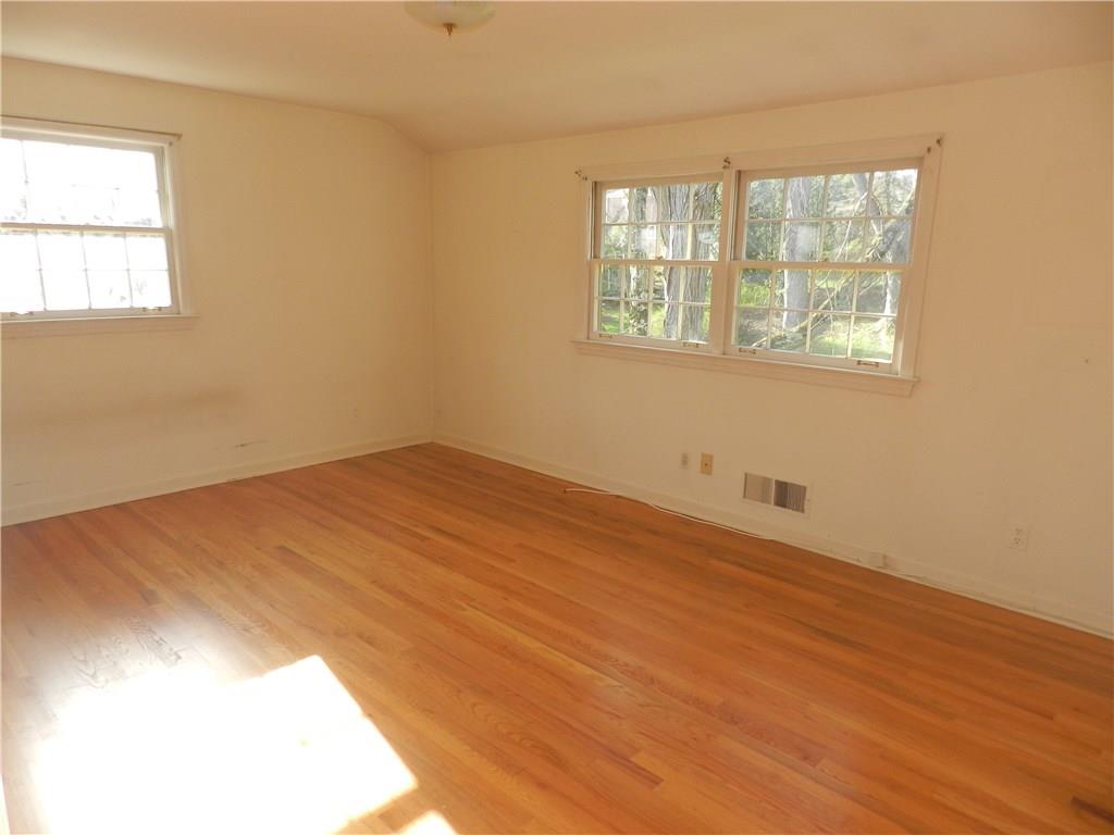 176 Topsfield Road Upper St. Clair, PA 15241 - Photo 16 of 19 Gallery Image 16