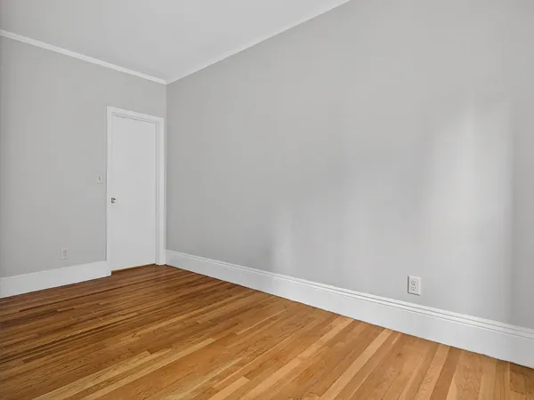 $2,600 | 232 Newbury Street, Unit 32, Boston, MA 02116