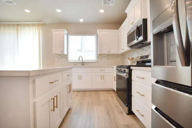 $695,000 | 813 Big Range Way, Rocklin, CA 95765