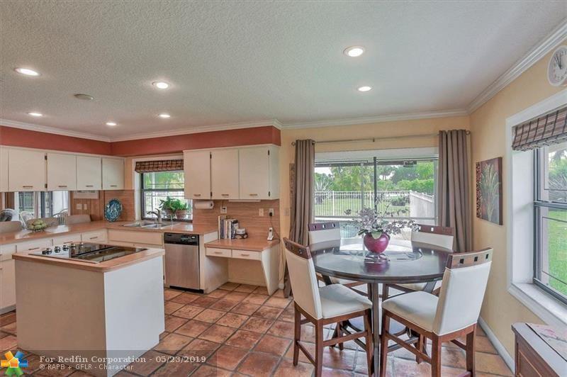 8501 Northwest 80th Street Tamarac, FL 33321 - Photo 15 of 41 F10171611_15_2
