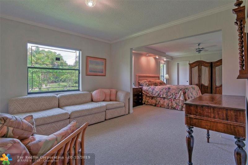8501 Northwest 80th Street Tamarac, FL 33321 - Photo 19 of 41 F10171611_19_2