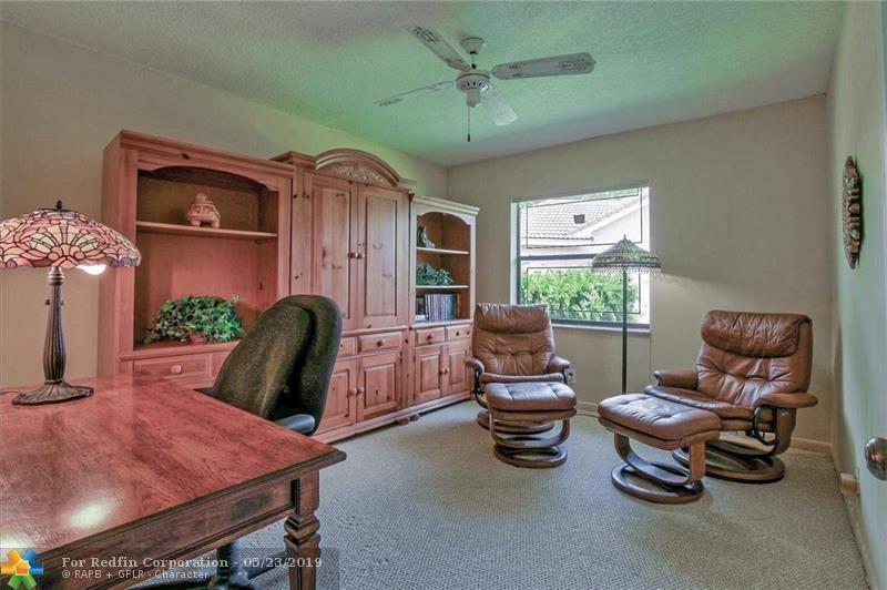 8501 Northwest 80th Street Tamarac, FL 33321 - Photo 22 of 41 F10171611_22_2