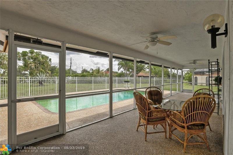 8501 Northwest 80th Street Tamarac, FL 33321 - Photo 30 of 41 F10171611_30_2