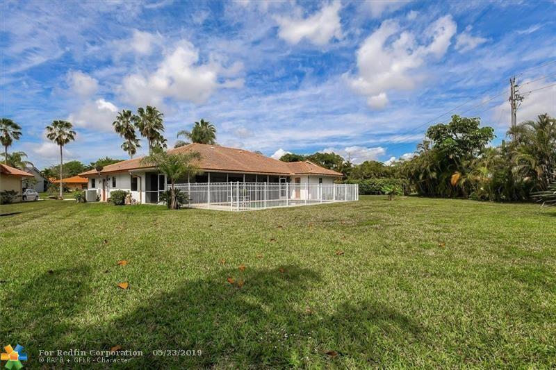 8501 Northwest 80th Street Tamarac, FL 33321 - Photo 34 of 41 F10171611_34_2
