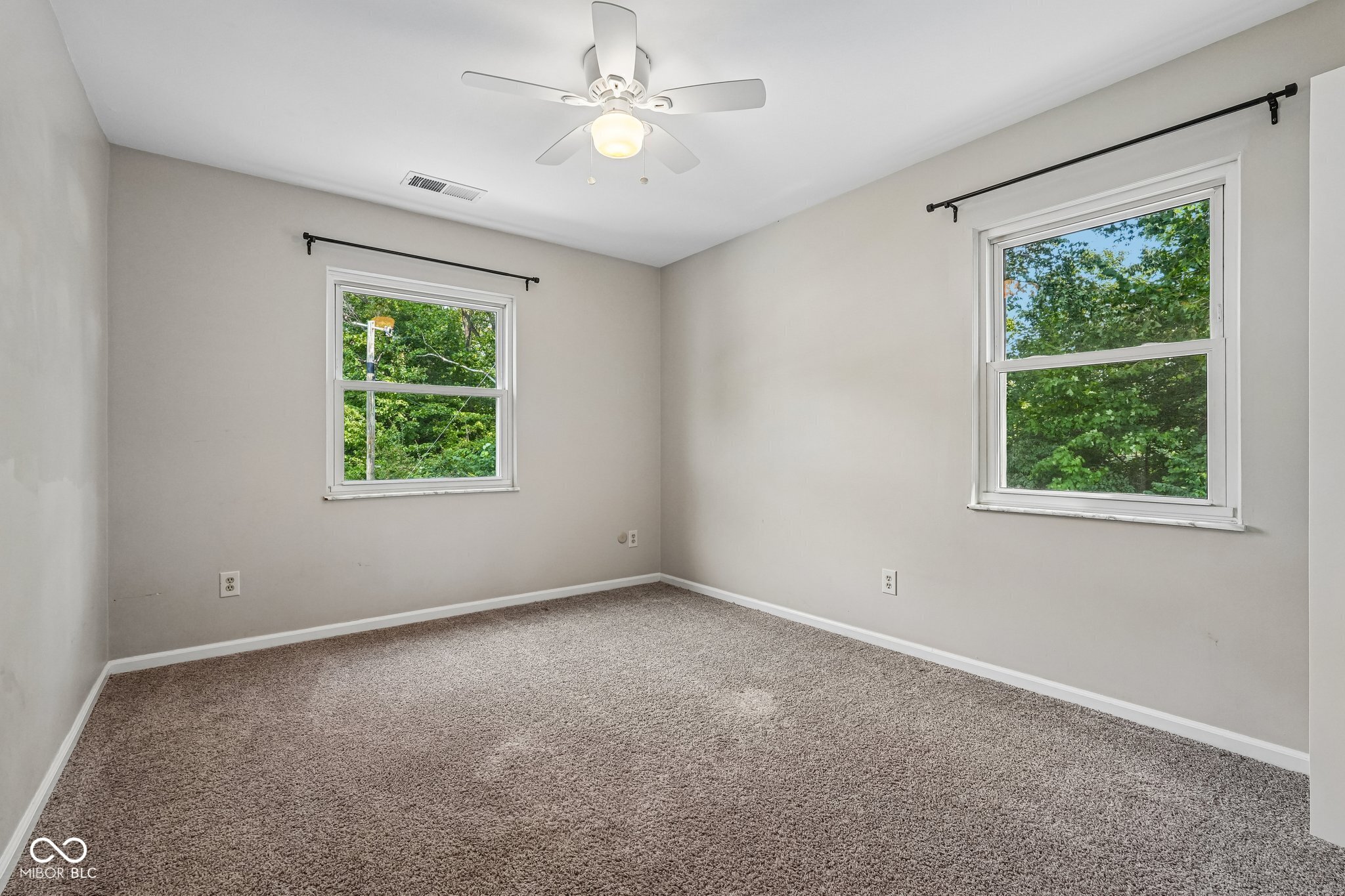 3962 Braddock Road Indianapolis, IN 46268 - Photo 17 of 41 Gallery Image 17