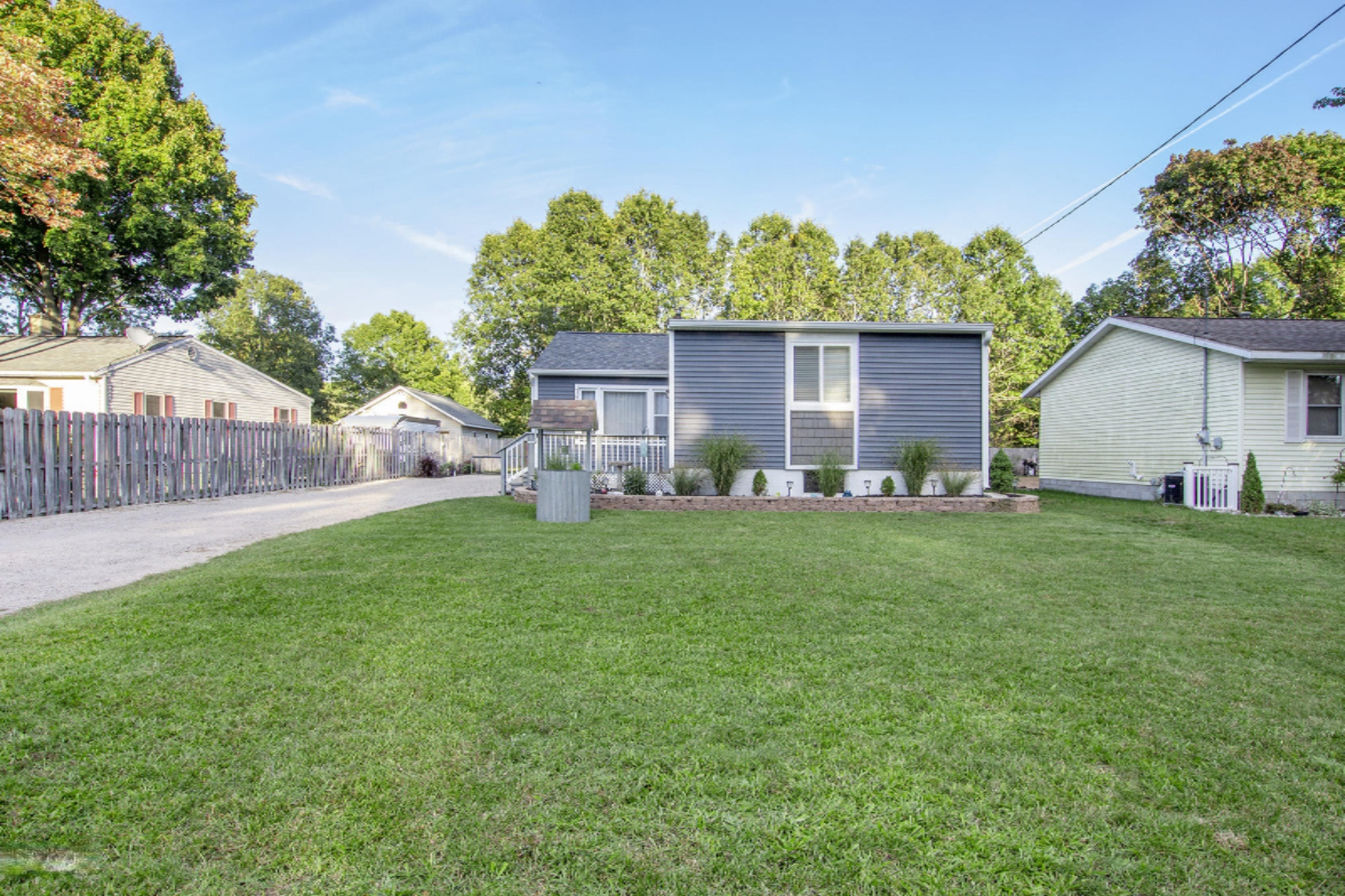1440 Poulson Road Muskegon, MI 49445 - Photo 1 of 27 IMG_2731
