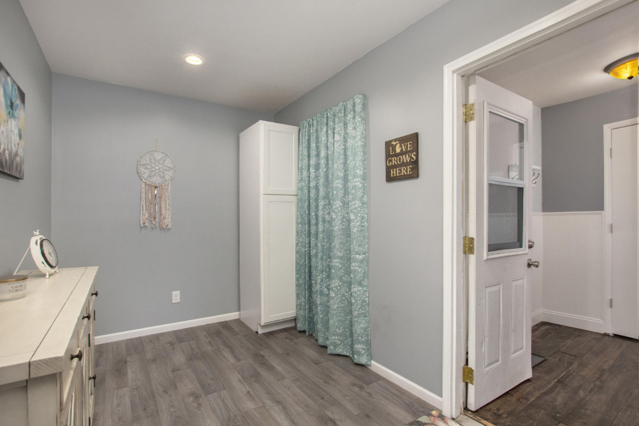 1440 Poulson Road Muskegon, MI 49445 - Photo 4 of 27 IMG_2671