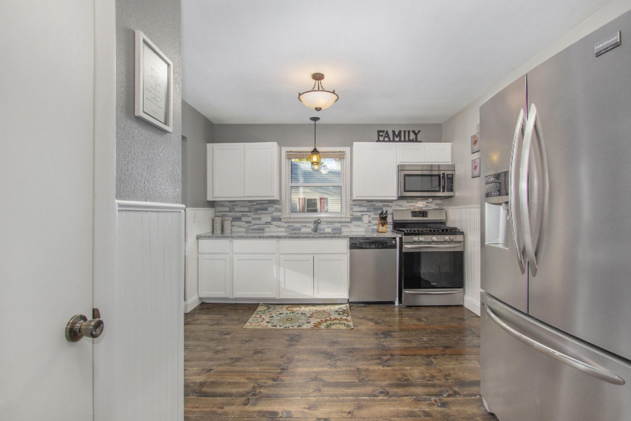 1440 Poulson Road Muskegon, MI 49445 - Photo 6 of 27 IMG_2678