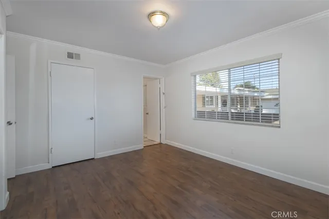 $3,800 | 18639 Liggett Street, Northridge, CA 91324