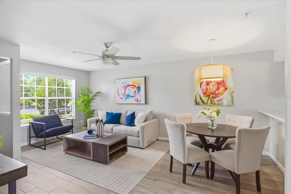 $210,000 | 176 Reserve Circle, Unit 108, Oviedo, FL 32765
