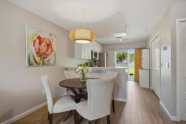 $210,000 | 176 Reserve Circle, Unit 108, Oviedo, FL 32765