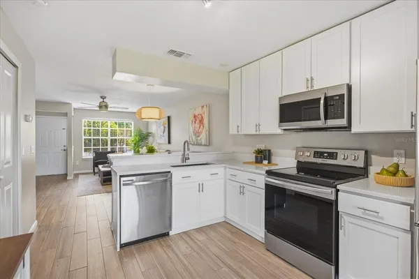 $210,000 | 176 Reserve Circle, Unit 108, Oviedo, FL 32765
