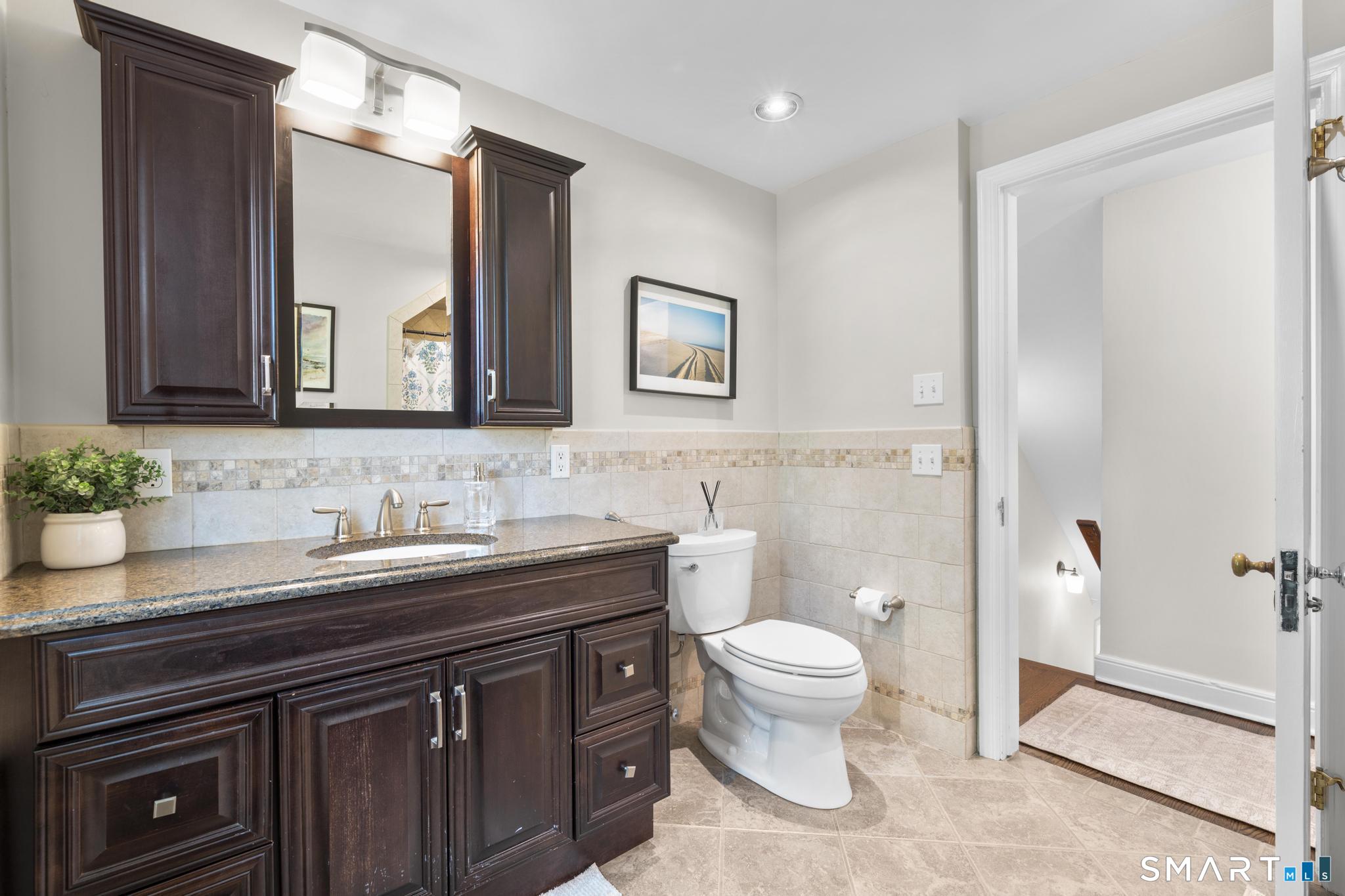 2032 North Benson Road Fairfield, CT 06824 - Photo 25 of 34
