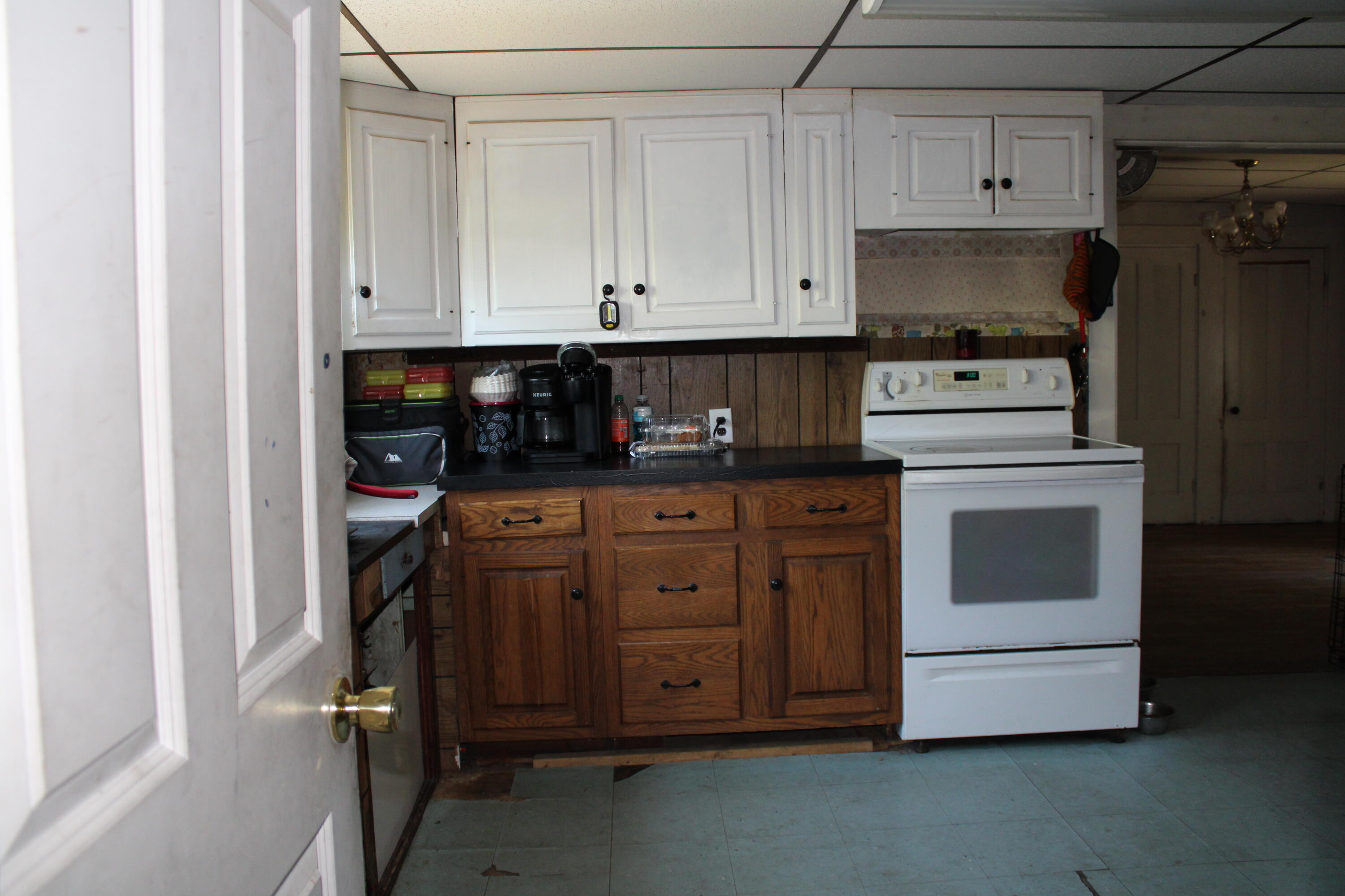 11 Pine Street Gorham, ME 04038 - Photo 2 of 19 IMG_0789