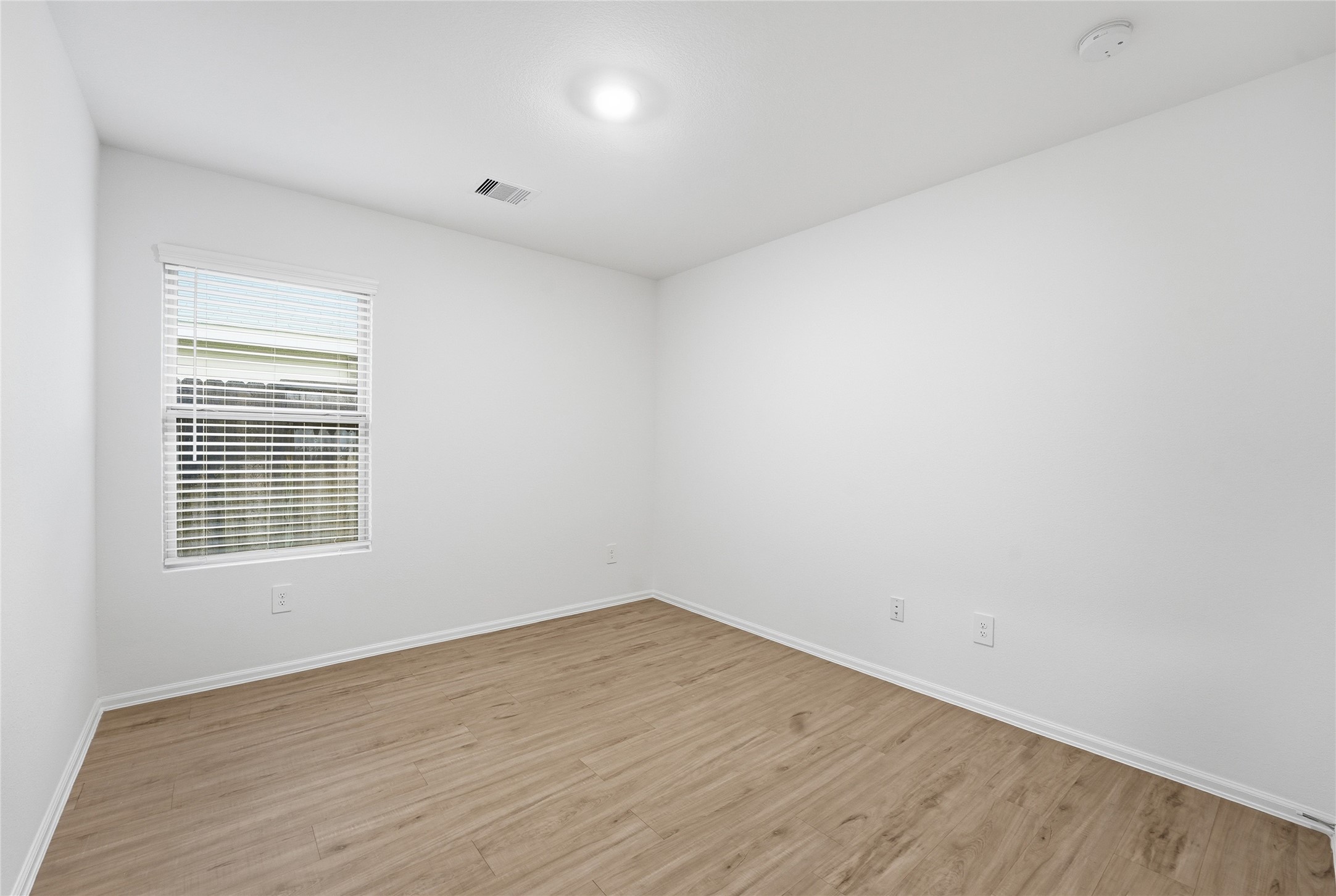 213 Rustic Ridge Circle Magnolia, TX 77354 - Photo 13 of 26 Gallery Image 13