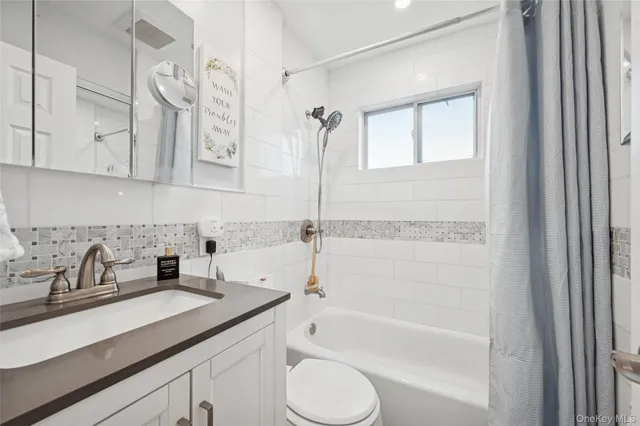 $655,500 | 14 Blanchard Street, West Babylon, NY 11704