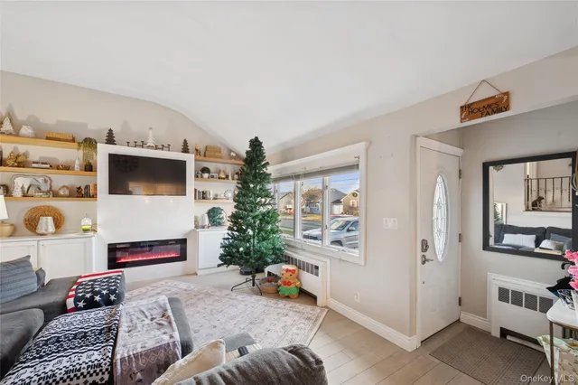 $655,500 | 14 Blanchard Street, West Babylon, NY 11704