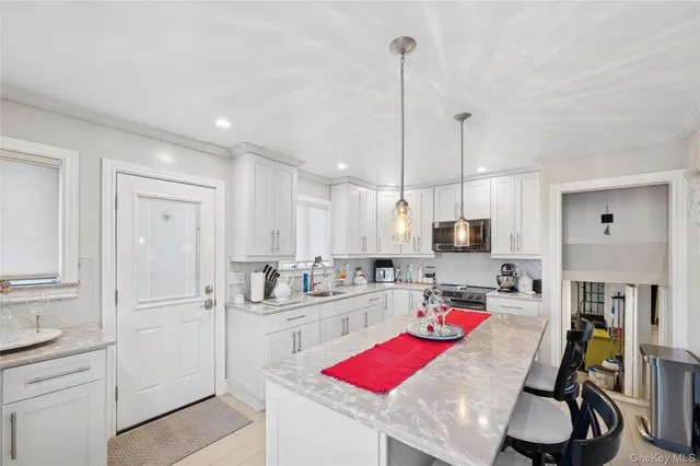 $655,500 | 14 Blanchard Street, West Babylon, NY 11704