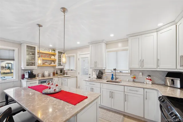 $655,500 | 14 Blanchard Street, West Babylon, NY 11704