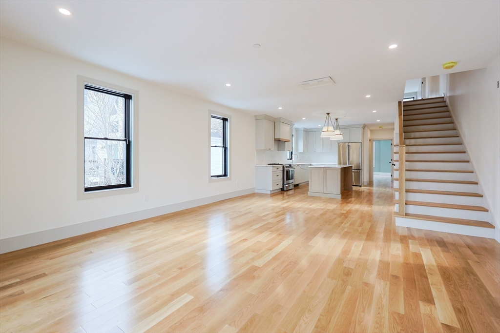 68 Rowe Street, Unit 4 Boston, MA 02131 - Photo 6 of 21