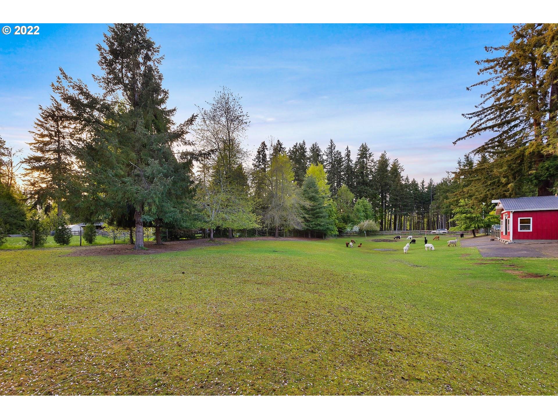 8030 South Vale Garden Road Canby, OR 97013 - Photo 8 of 32 Gallery Image 8