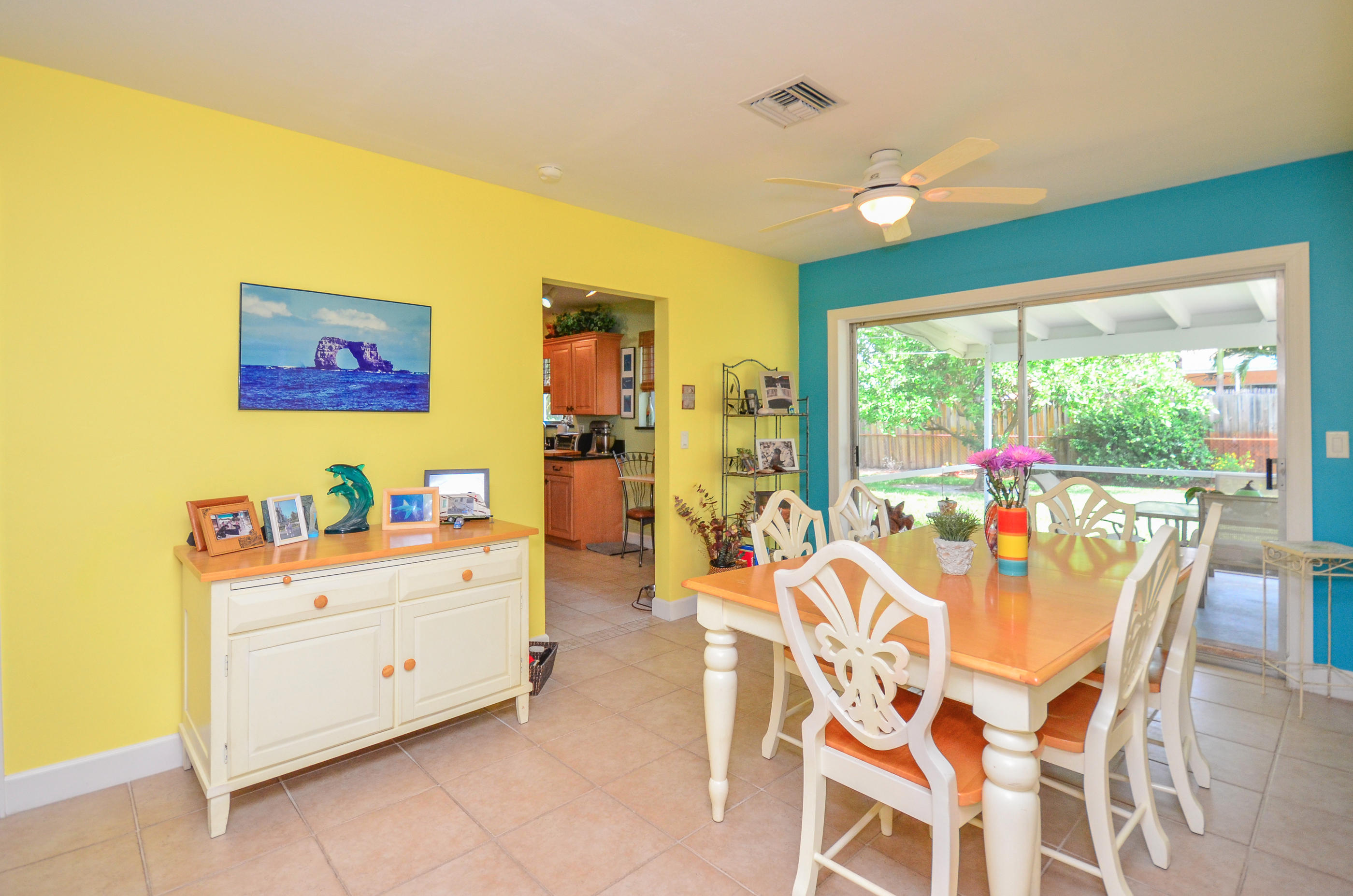 7 Ridgewood Circle Tequesta, FL 33469 - Photo 4 of 11 stills-02