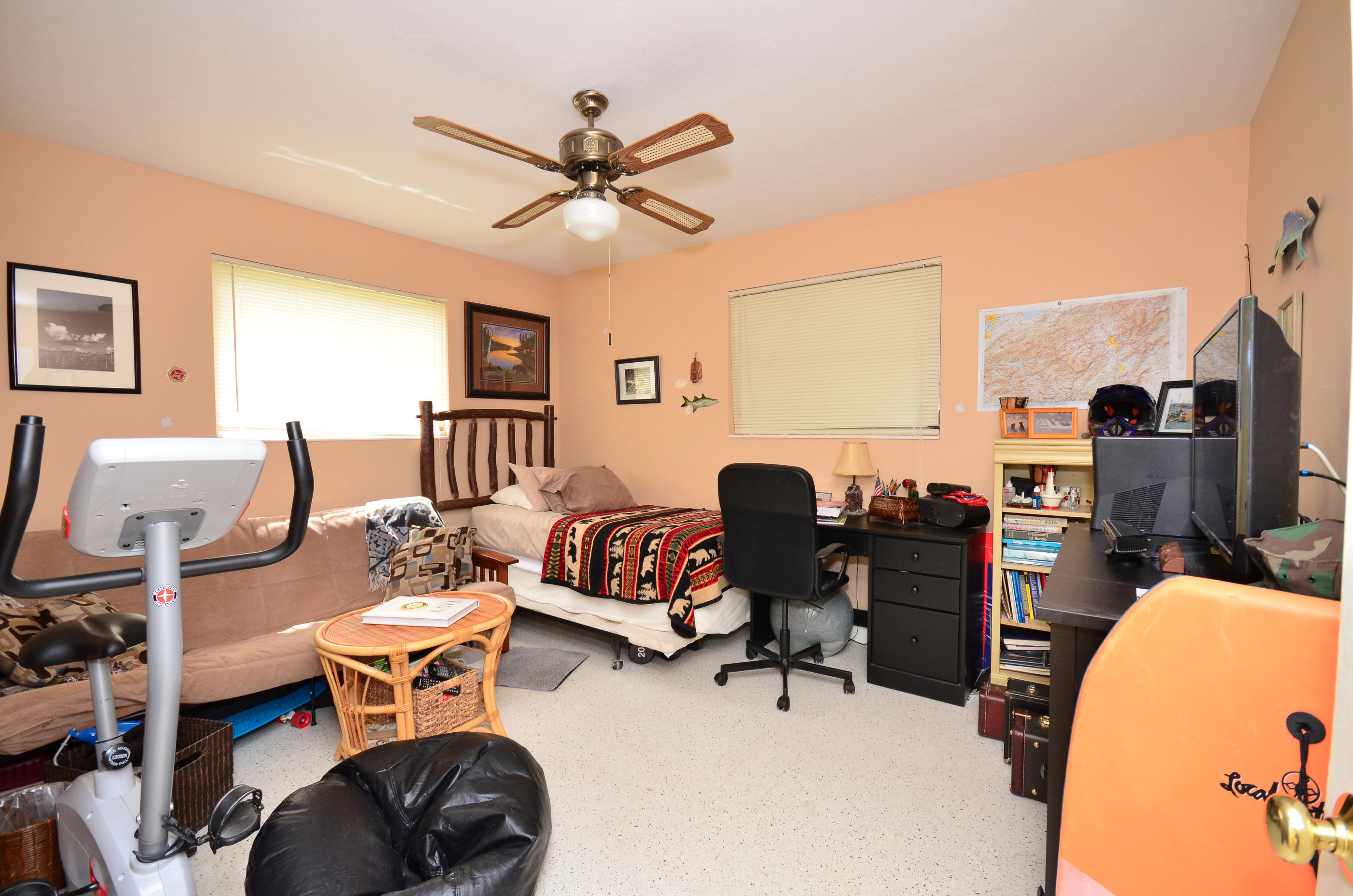 7 Ridgewood Circle Tequesta, FL 33469 - Photo 7 of 11 stills-13
