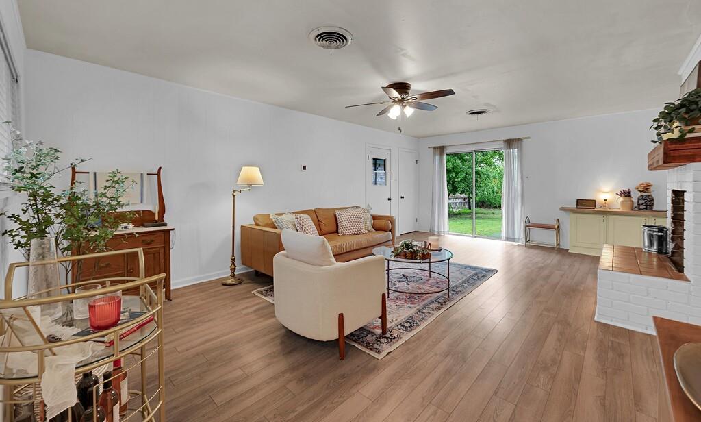 7741 Fairway Road Woodway, TX 76712 - Photo 5 of 39