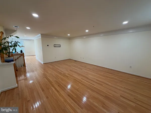 $2,800 | 1835 Staley Manor Drive, Silver Spring, MD 20904