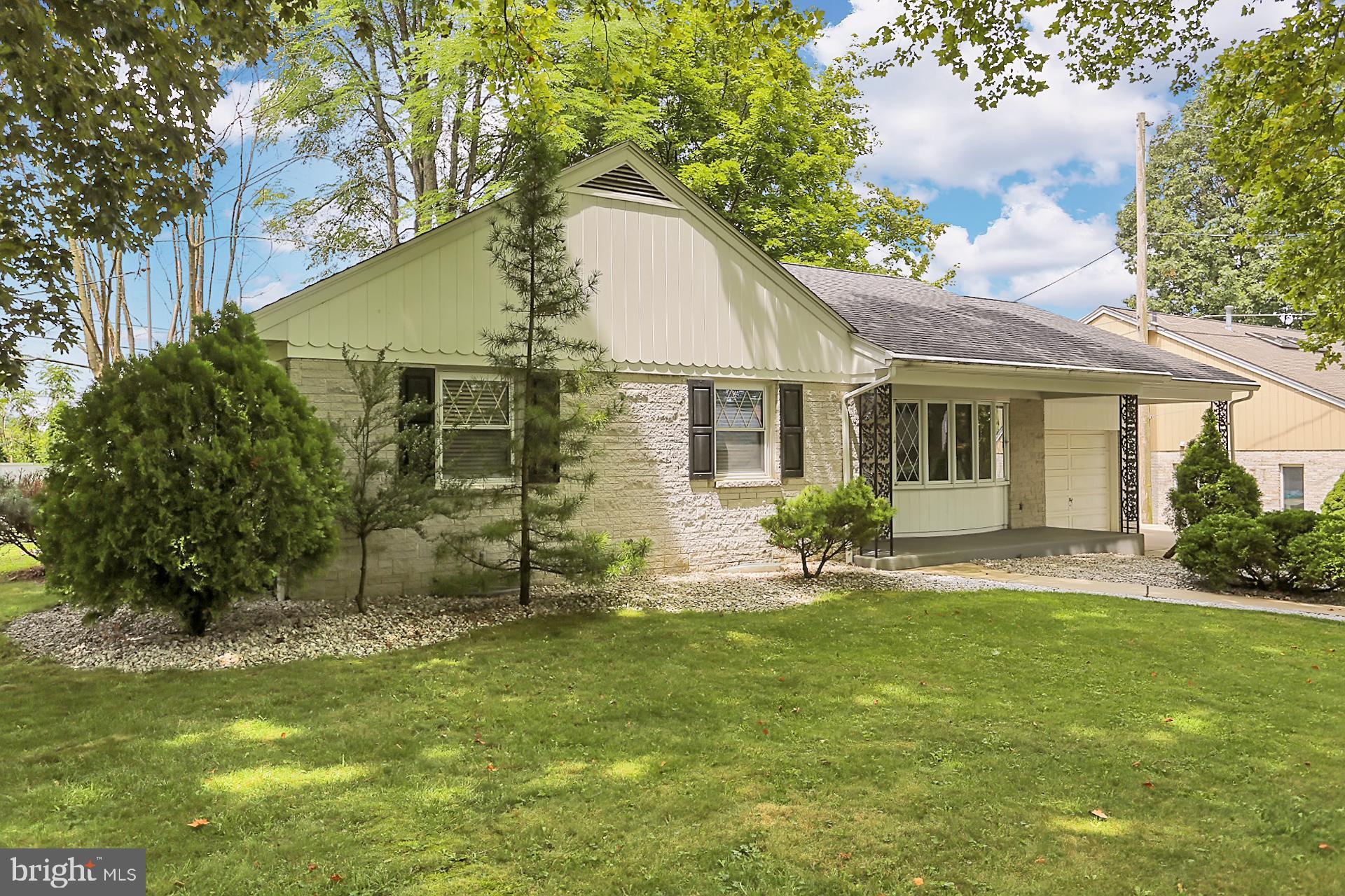 3528 West Kent Road Reading, PA 19605 - Photo 2 of 32 Gallery Image 2