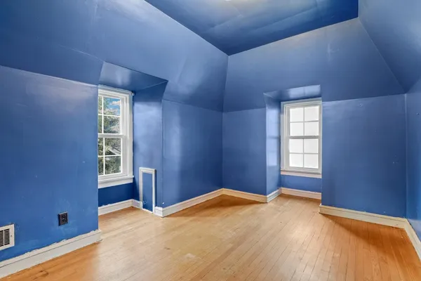 $339,900 | 7039 Forest Avenue, Hammond, IN 46324