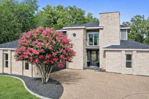 $925,000 | 1904 Lakeway Boulevard, Lakeway, TX 78734