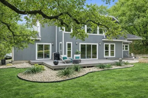 $925,000 | 1904 Lakeway Boulevard, Lakeway, TX 78734