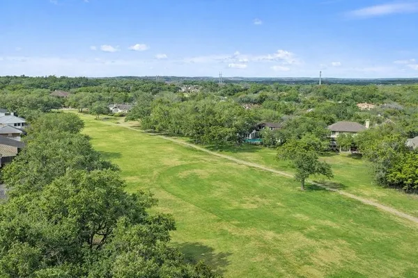 $889,000 | 1904 Lakeway Boulevard, Lakeway, TX 78734