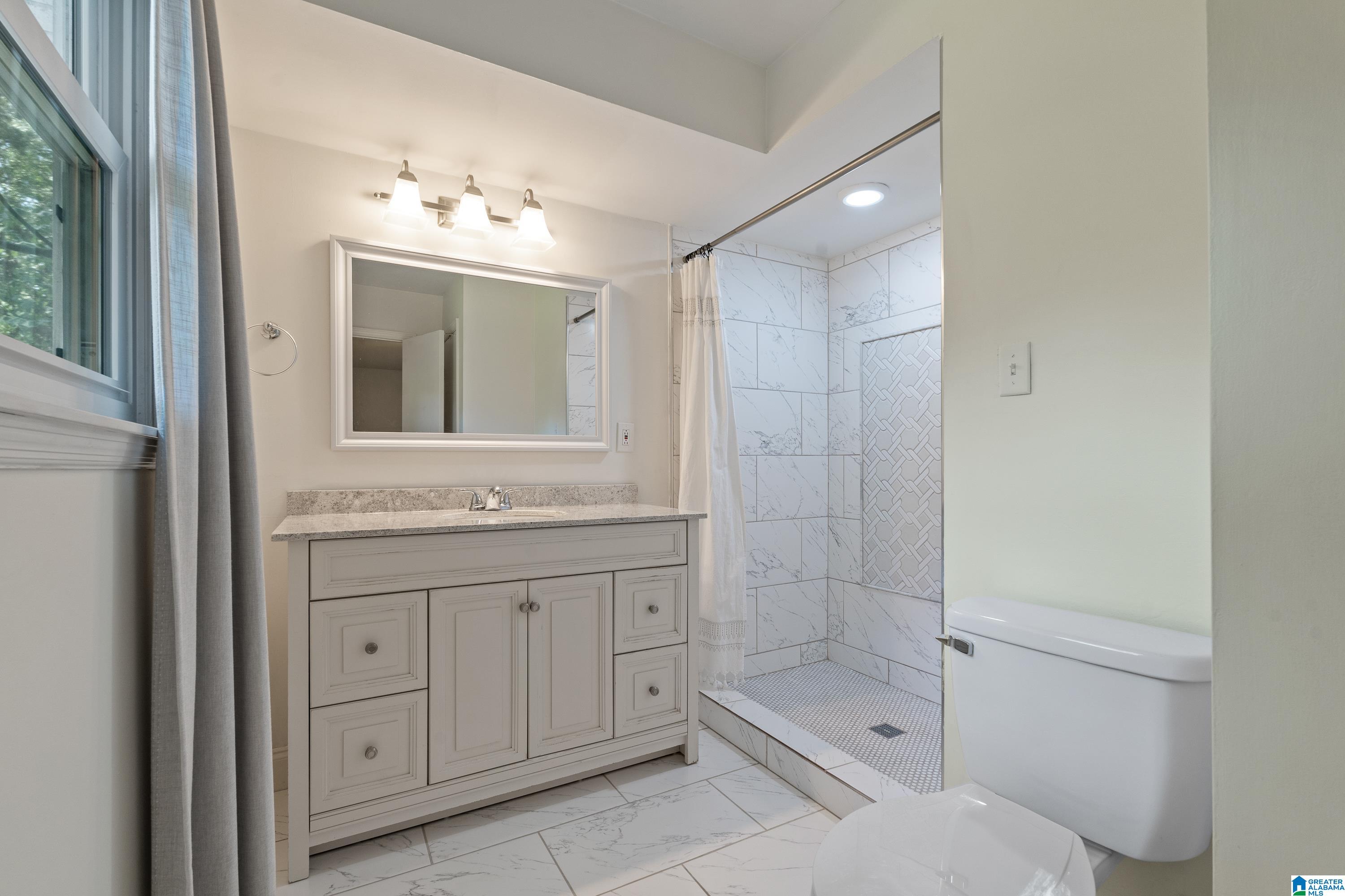 2221 Rocky Ridge Road Hoover, AL 35216 - Photo 19 of 34 Gallery Image 19