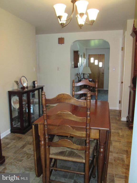 1709 Zarker Road Lancaster, PA 17601 - Photo 14 of 49