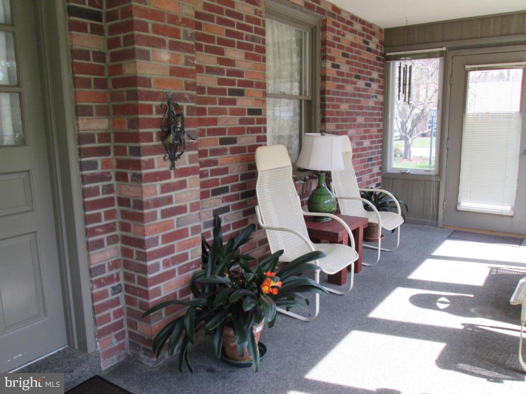 1709 Zarker Road Lancaster, PA 17601 - Photo 5 of 49