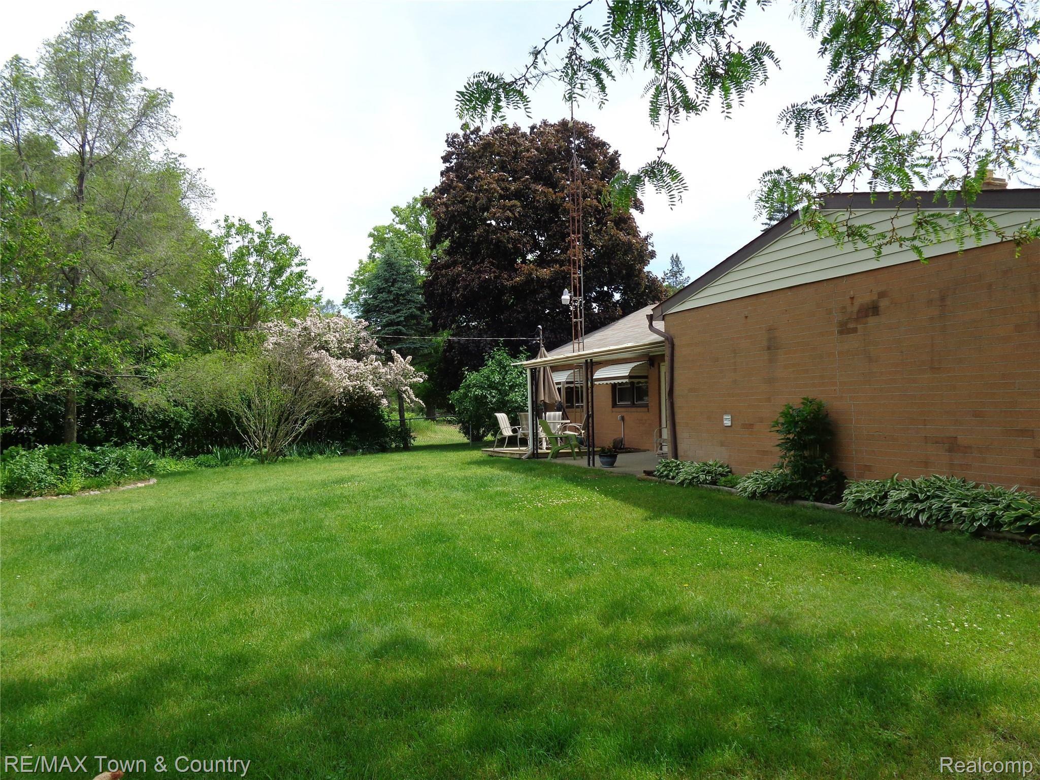 5315 North Seymour Road Flushing, MI 48433 - Photo 28 of 30 DSC01492.JPG
