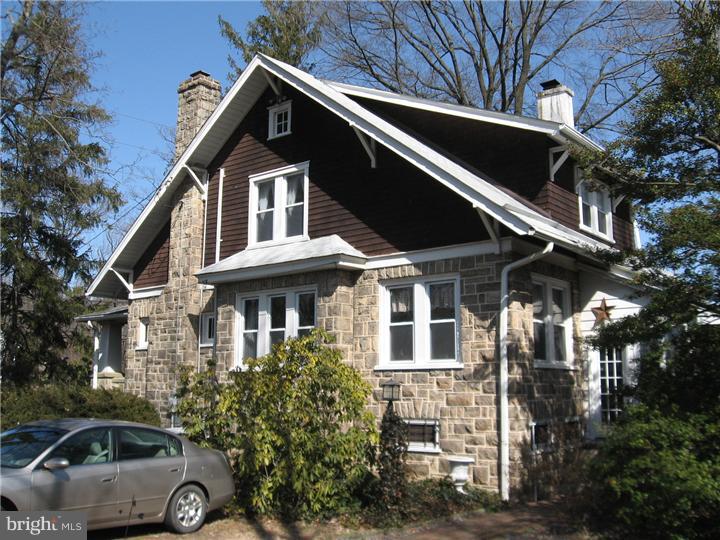 206 Middletown Road Media, PA 19063 - Photo 2 of 25 Exterior Side